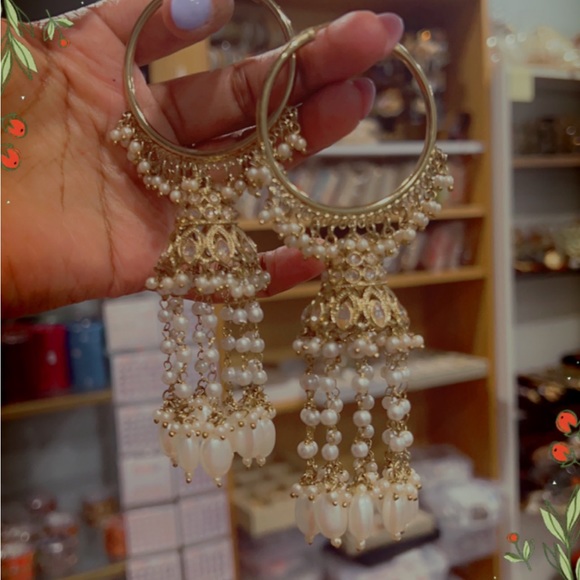 Long hoops - Picture 3 of 3